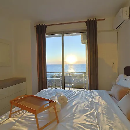 The Salt House - 2br, First Row, Beachfront 公寓 *