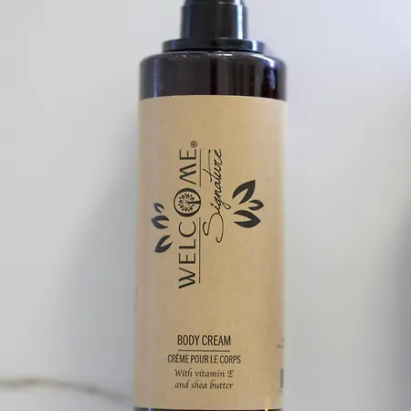 Appartement The Salt House - 2br, First Row, Beachfront Durrës