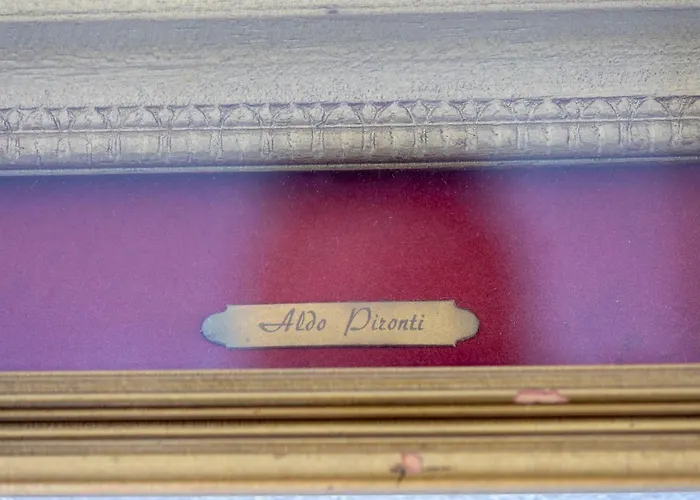 The Salt House - 2br, First Row, Beachfront Apartament *