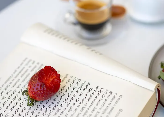 The Salt House - 2br, First Row, Beachfront