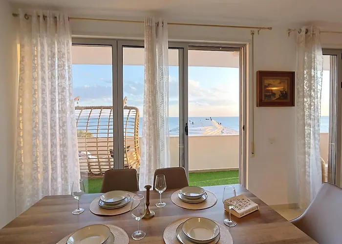 The Salt House - 2br, First Row, Beachfront *