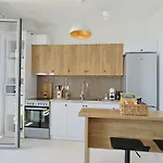 The Salt House - 2br, First Row, Beachfront *