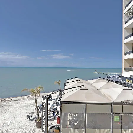 The Salt House - 2br, First Row, Beachfront Lägenhet *