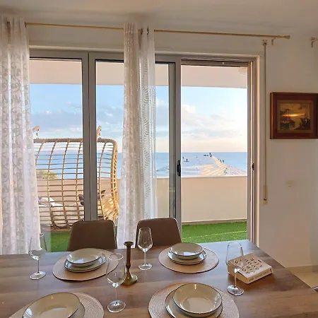 The Salt House - 2br, First Row, Beachfront *