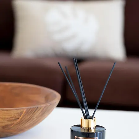 The Salt House - 2br, First Row, Beachfront *