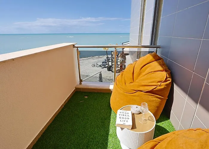 The Salt House - 2br, First Row, Beachfront Apartment Durres